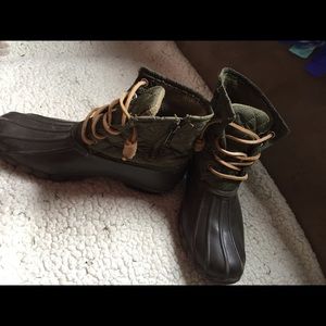 Steve Madden Duck Boots